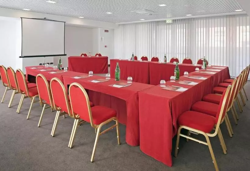 ホテル Plaza Caserta