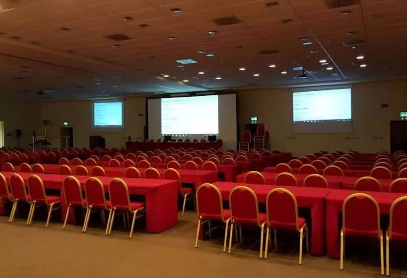 ホテル Plaza Caserta