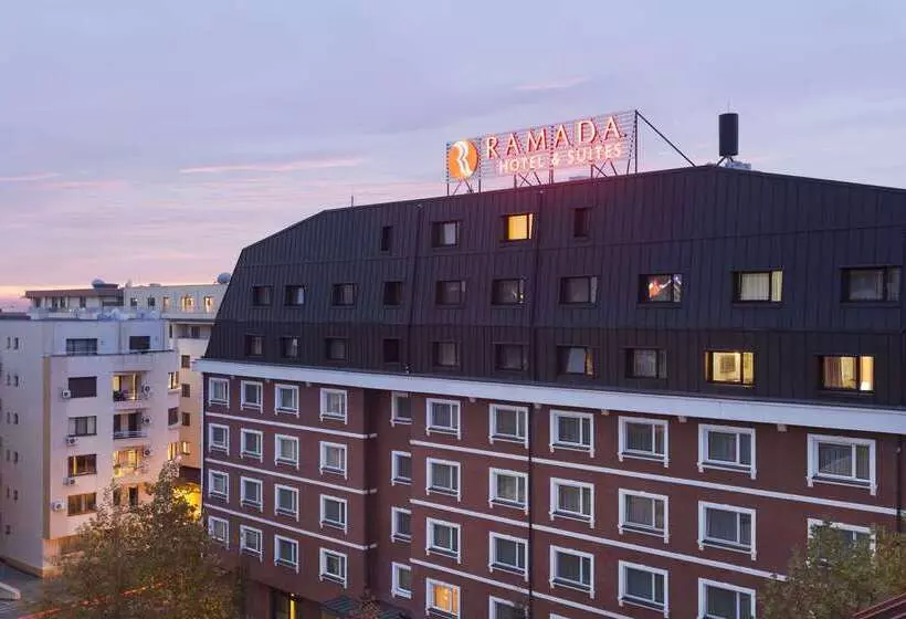 Ramada Hotel & Suites By Wyndham Bucharest North