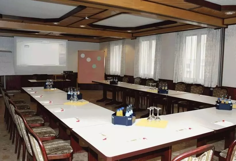 호텔 Restaurant Und Gästehaus Löwen