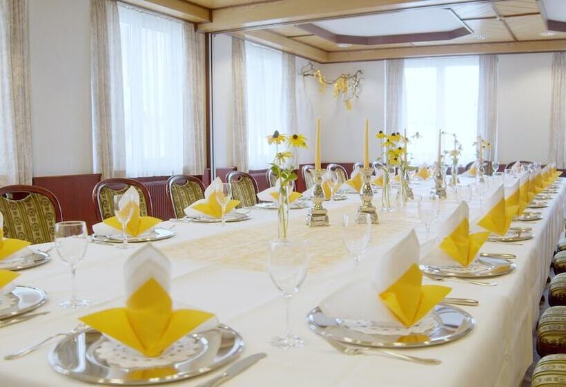 בית מלון כפרי Restaurant Und Gästehaus Löwen