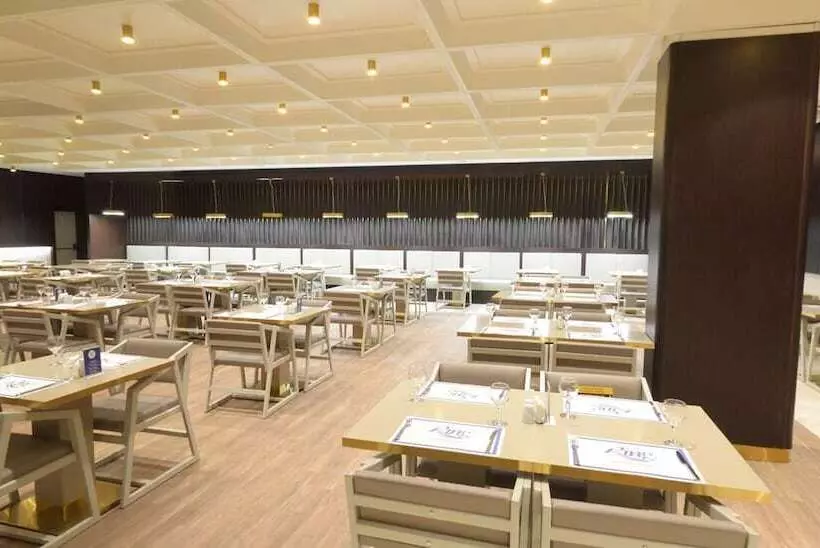 ホテル Ring Downtown