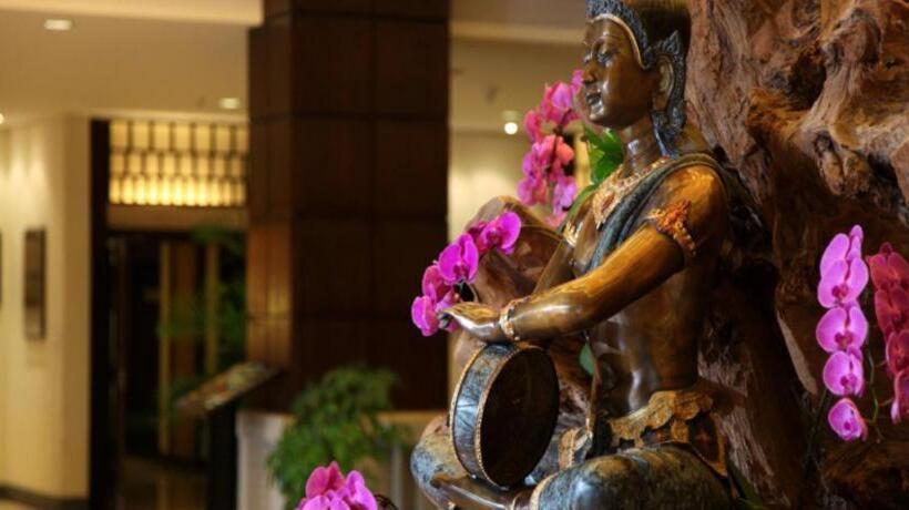 فندق Riyuegu Hotsprings Resort