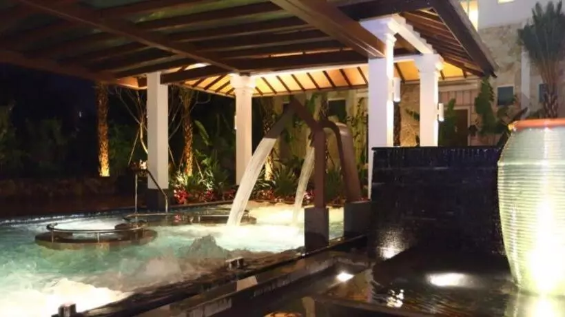 בית מלון כפרי Riyuegu Hotsprings Resort
