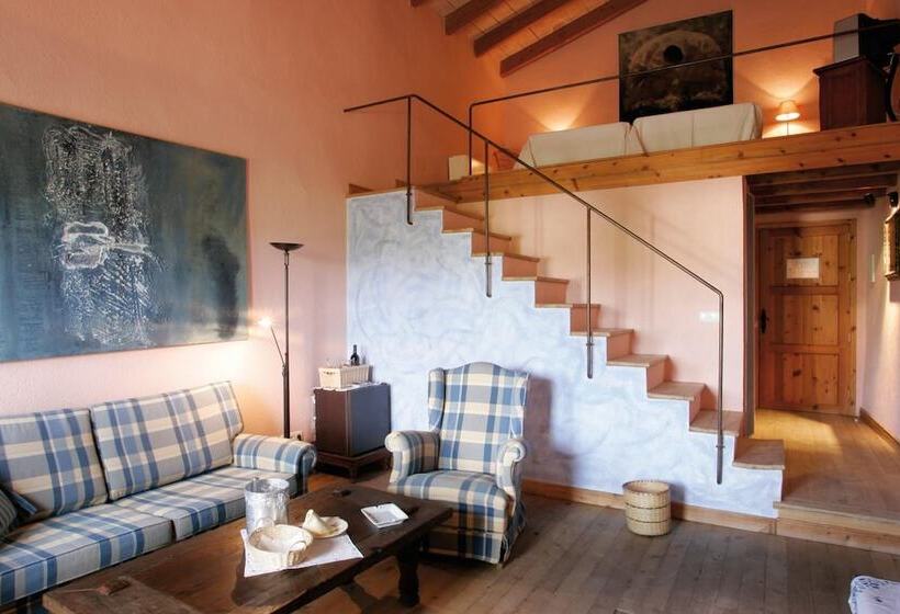 هتل روستایی Pula Golf Resort