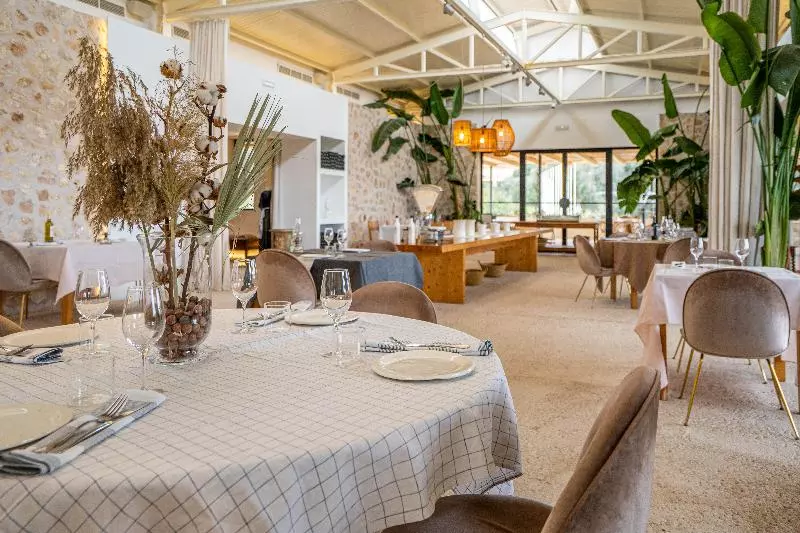 فندق ريفى Pula Golf Resort