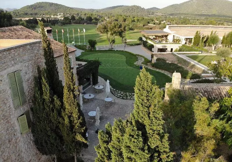 فندق ريفى Pula Golf Resort