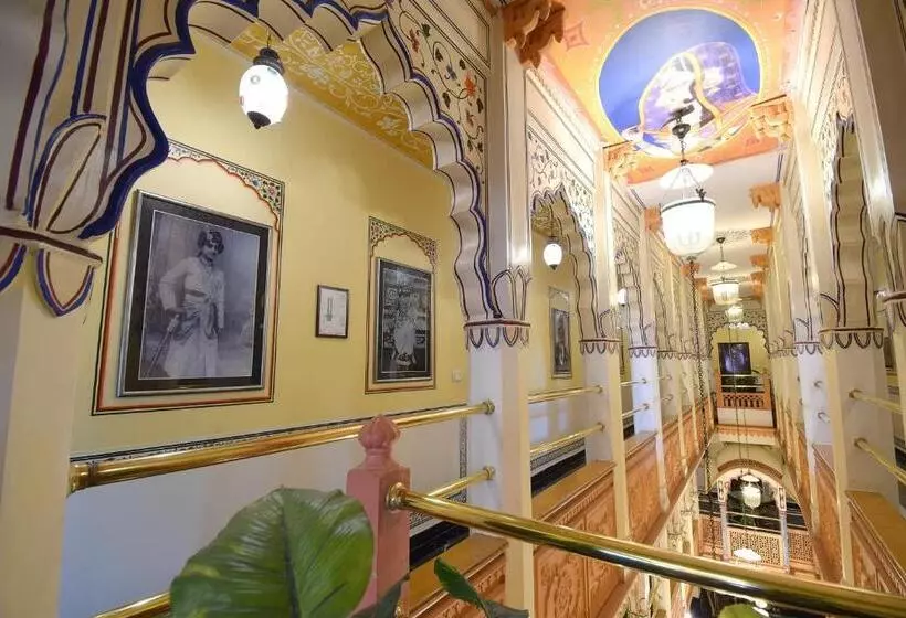 هتل Umaid Mahal A Heritage Style Boutique