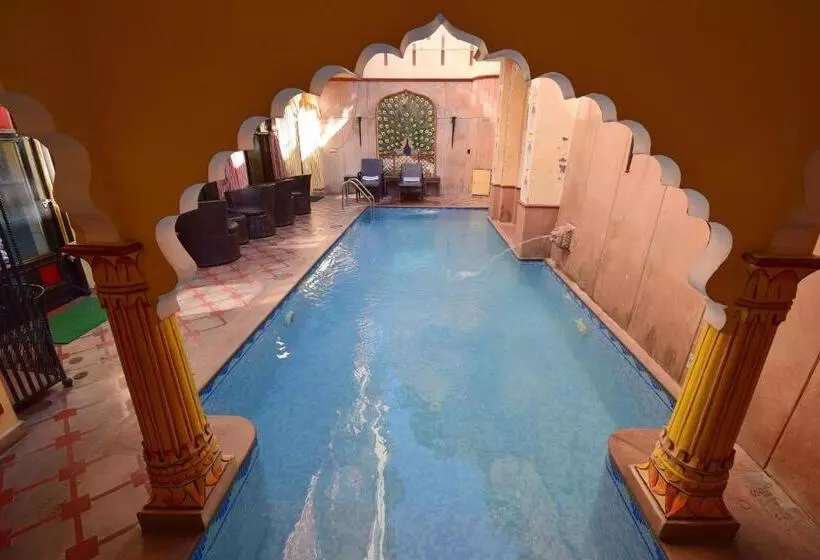 هتل Umaid Mahal A Heritage Style Boutique
