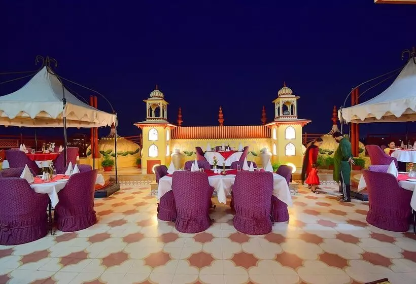 هتل Umaid Mahal A Heritage Style Boutique