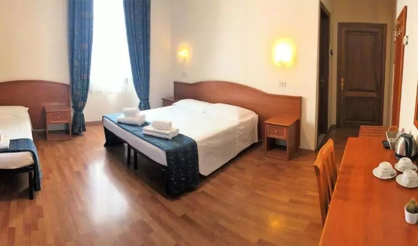 تختخواب و صبحانه Soggiorno Madrid