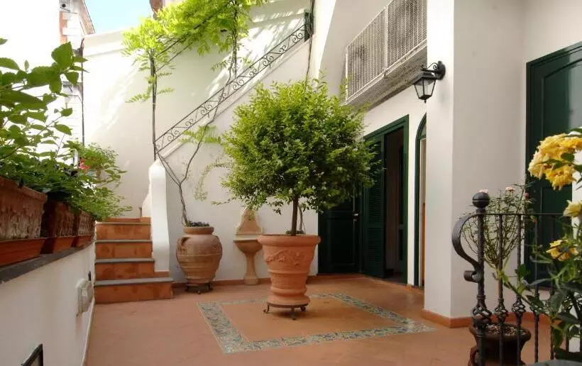 호텔 Antica Repubblica In Amalfi Center At 100mt From The Sea