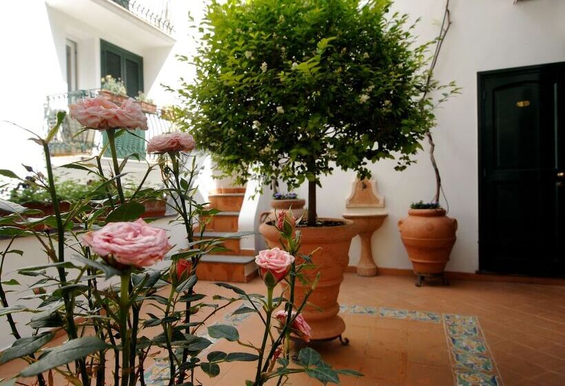 فندق Antica Repubblica In Amalfi Center At 100mt From The Sea