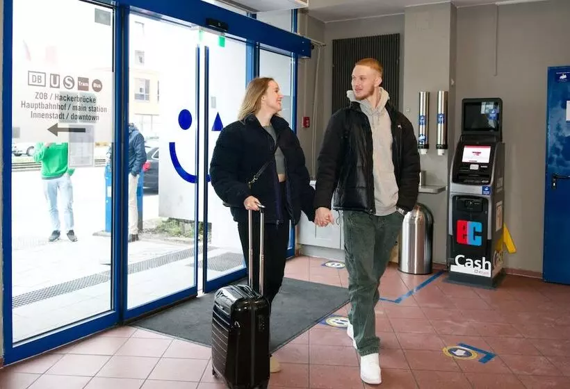 酒店 a&o München Hackerbrücke