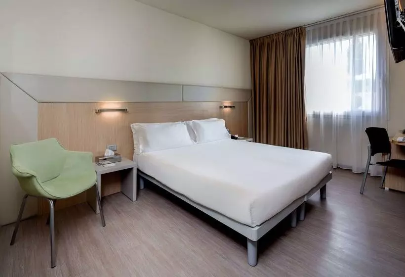 هتل Best Western Aries