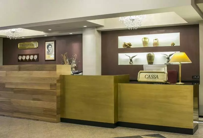 فندق Falco D'oro