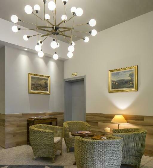 Отель Falco D'oro