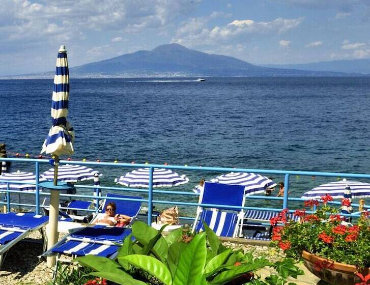 호텔 La Tonnarella