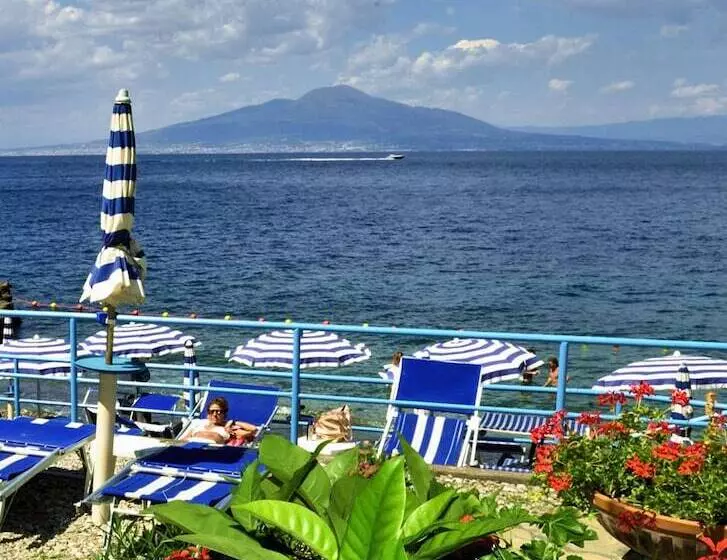 酒店 La Tonnarella