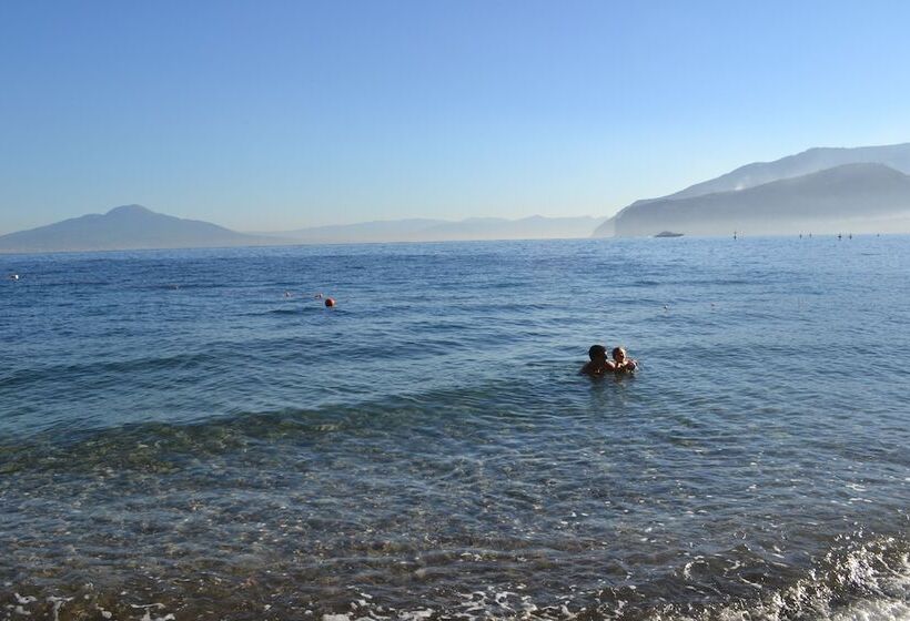 호텔 La Tonnarella