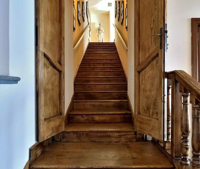 酒店 La Tonnarella