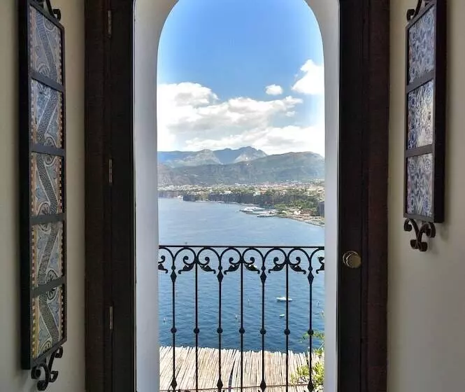 酒店 La Tonnarella