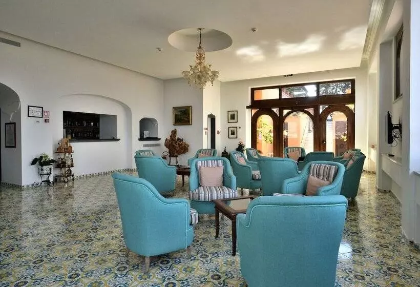 酒店 La Tonnarella