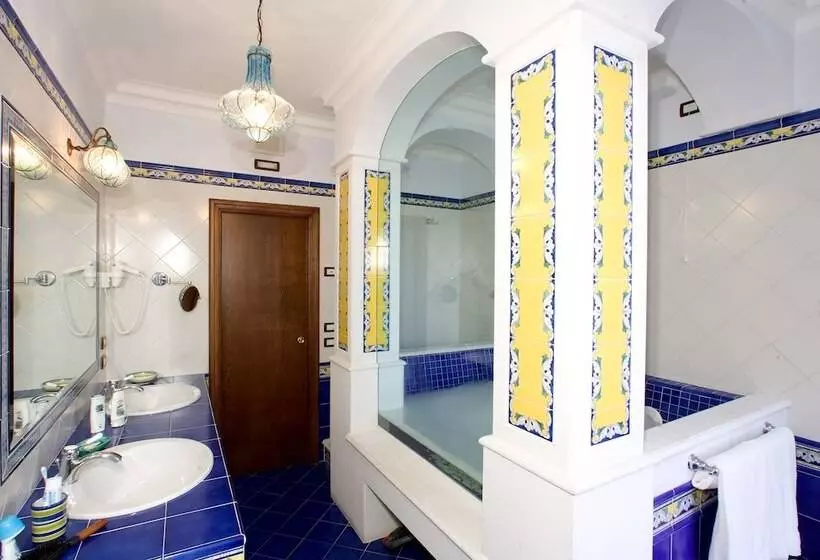 酒店 La Tonnarella