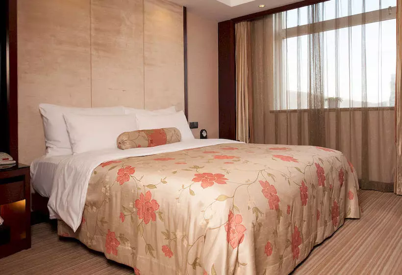 هتل Dalian Liangyun