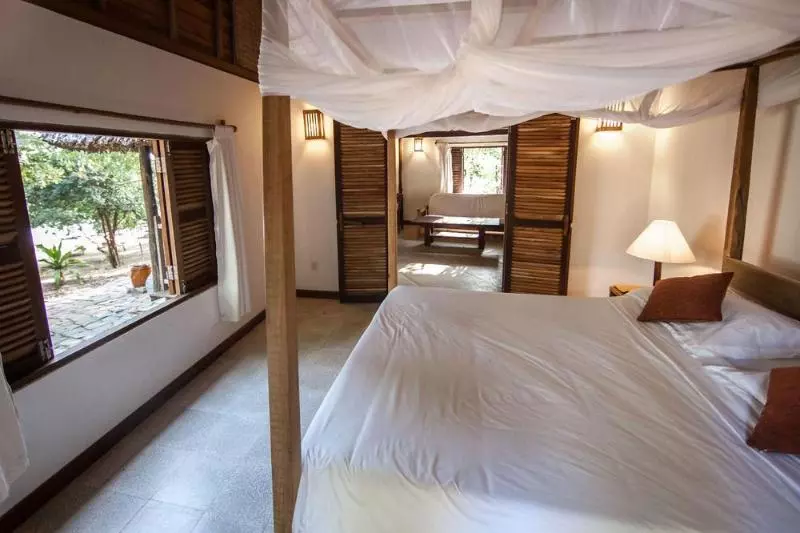 هتل Mango Bay Resort