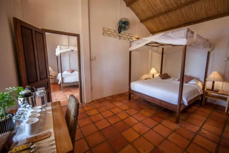 هتل Mango Bay Resort