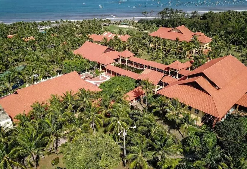 هتل Pandanus Resort