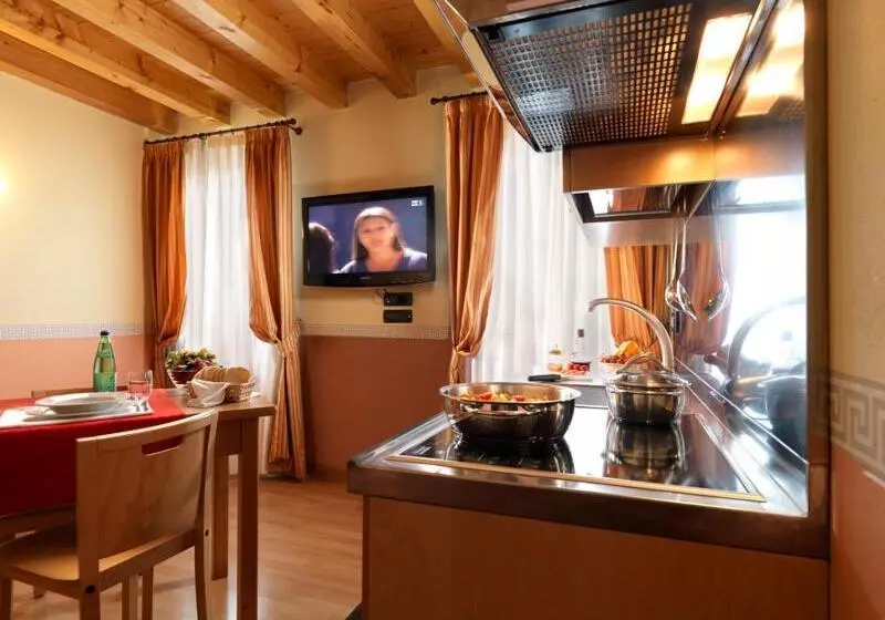 Отель & Residence Roma