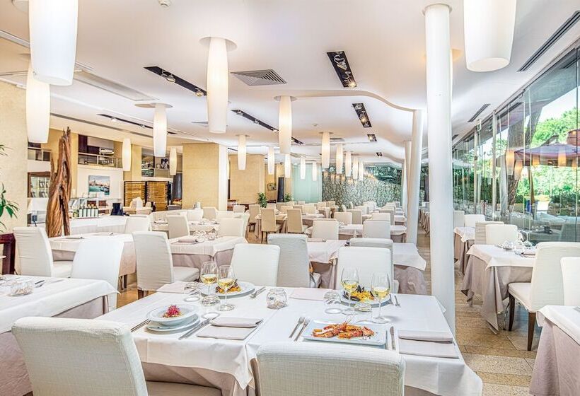 בית מלון כפרי Rex