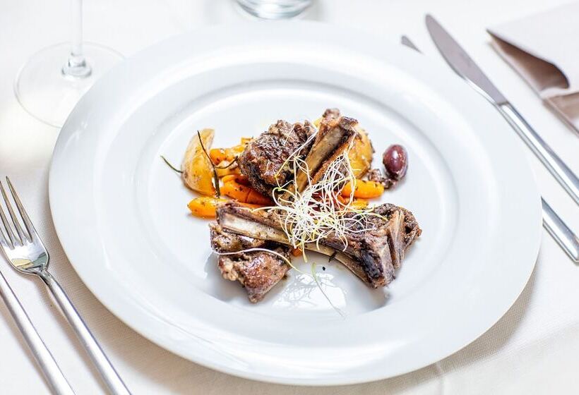 בית מלון כפרי Rex