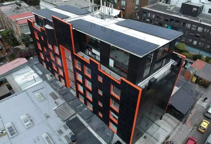 호텔 Richmond Suites