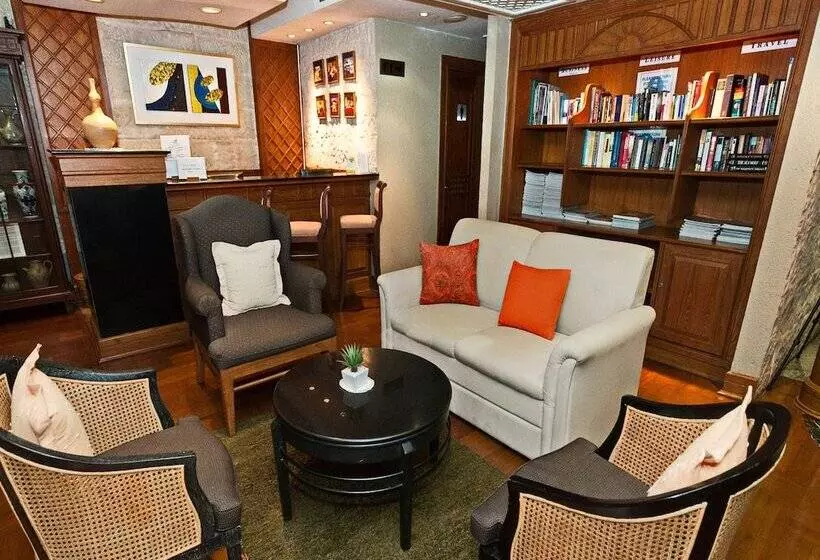 ホテル Silom Serene A Boutique