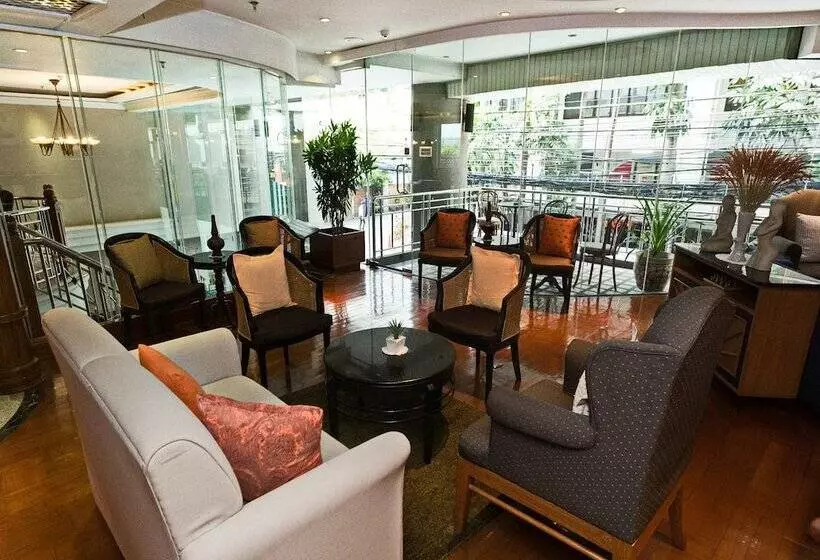 ホテル Silom Serene A Boutique