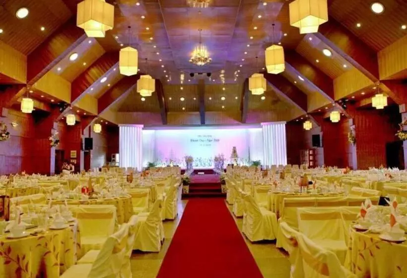 هتل Mercure Dalat Resort