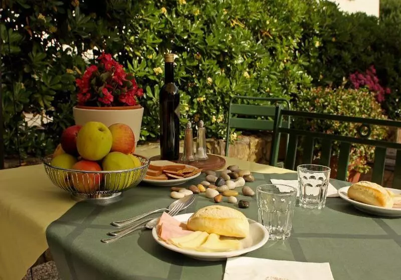 Отель Tenuta Il Burchio