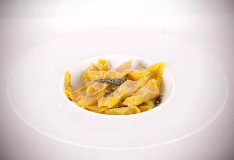 ホテル Villa Fenaroli Palace