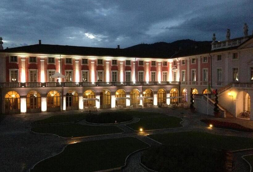 Отель Villa Fenaroli Palace