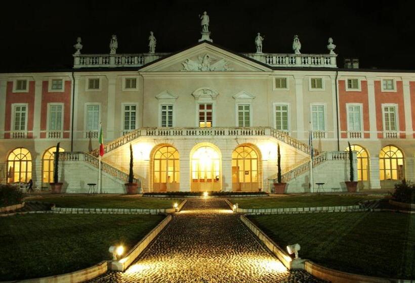 Отель Villa Fenaroli Palace