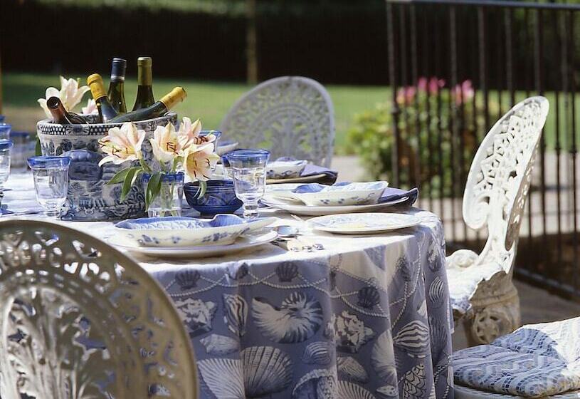 هتل Villa Michaela