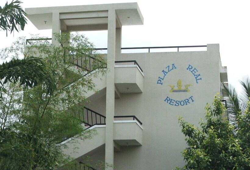 Plaza Real Resort
