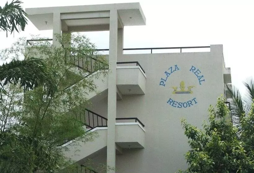 Plaza Real Resort