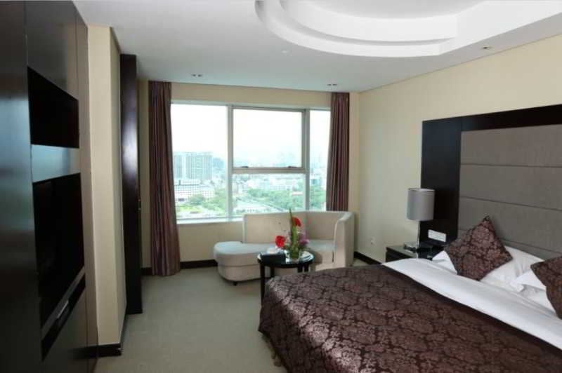 Отель Yimei Plaza