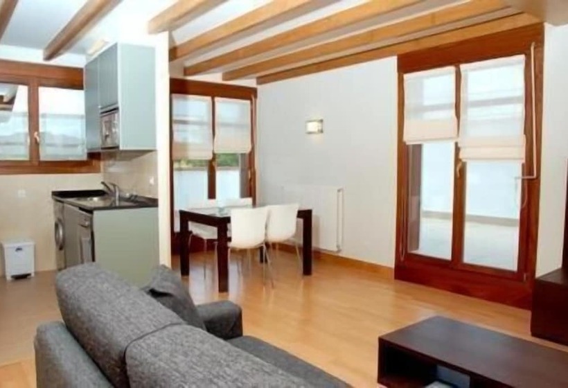 Apartamentos Turisticos Talaimendi