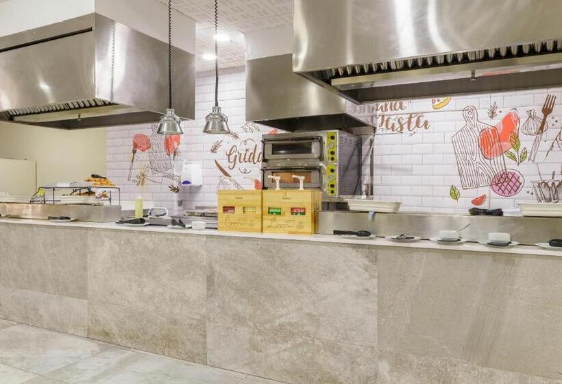 Best Alcázar Hotel y Apartamentos