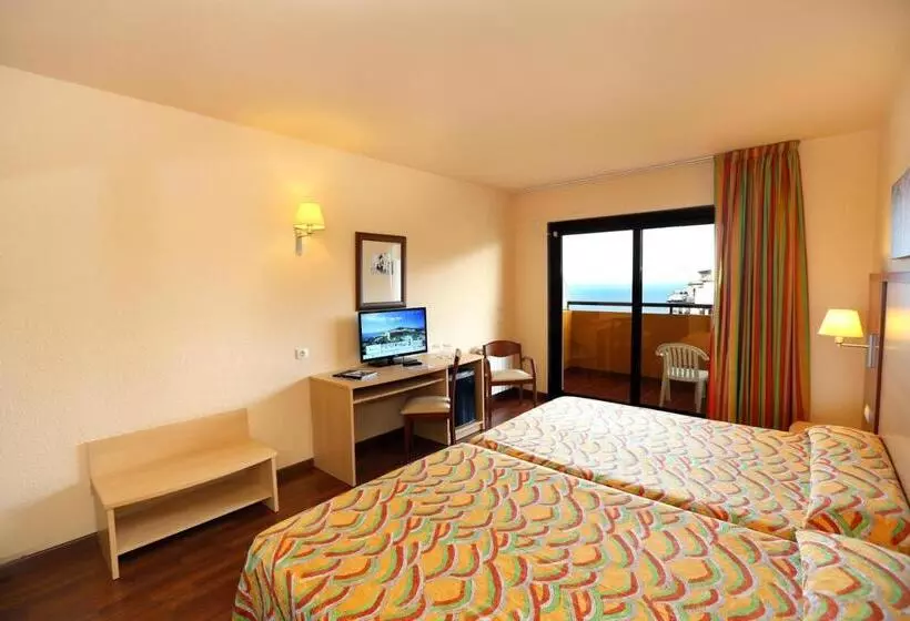 Best Alcázar Hotel y Apartamentos